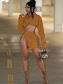 Bruine fleece tweedelige set met crop top en minirok met zijsplit voor damesmode - S / Geelbruin