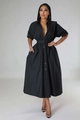 Détail de la poche latérale sur une robe chemise noire à manches longues en tissu premium - Noir
