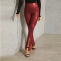 Pantaloni da donna in pelle PU rosso vino a vita alta con spacco frontale - S / Borgogna