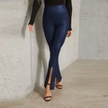Pantaloni a zampa in ecopelle blu navy a vita alta con spacco frontale metallizzato - S / Blu Notte
