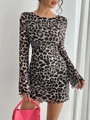 Mini abito sexy con stampa leopardata in mesh con maniche lunghe e orlo a volant - XL / Cachi