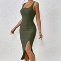 Abito aderente in maglia a coste verde scuro con scollo quadrato e spacco laterale - S / Verde