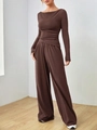 Completo marrone scuro con maglia a barchetta e pantaloni larghi in tessuto morbido - Taglia S / Top E Pantaloni / Caffè