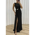 Elegant black sleeveless pleated maxi dress with rhinestone brooch and high slit - S / Black