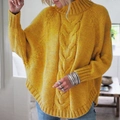 Gelber Damen-Zopfstrickpullover mit weiten Fledermausärmeln und hohem Kragen - S / Gelb