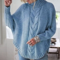Pull en maille torsadée bleu clair avec col roulé surdimensionné et manches chauve-souris - Bleu
