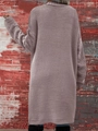 Dettaglio della trama in maglia grossa e del motivo a onde sulla manica del cardigan - Rosa Loto
