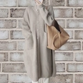 Cardigan lungo in maglia a righe verticali con bottoni da donna stile casual - Taglia unica / Beige