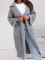 Dettaglio del cardigan grigio a maglia grossa con ampi revers e grandi tasche applicate - S / Grigio