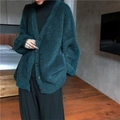 Détails du cardigan vert foncé effet vison avec col en V et boutons classiques élégants - Taille unique / Vert malachite