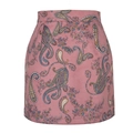 Detailansicht des Paisley-Musters auf dem rosa Wildleder-Minirock für Damen - S / Rosa