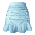 Detalle de falda azul claro con fruncido horizontal y dobladillo de cola de sirena - S / Azul