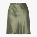 Eleganter salbeigrüner Satin-Midirock mit hohem Bund und seidigem Glanzeffekt - S / Armeegrün