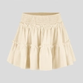 Detail des gesmokten Gummibunds am gestuften beigen Minirock mit Rüschen für Damen - S / Beige