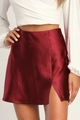 Mini-jupe en satin bordeaux à taille haute avec fente latérale et élastique - Rouge Vin (Personnalisé)