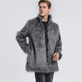 Cappotto da uomo in ecopelliccia grigio scuro con collo alto e consistenza morbida - S / Pelliccia Lunga Bianco Grigio