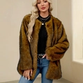 Elegante cappotto in ecopelliccia marrone scuro da donna con vestibilità ampia e morbido peluche - S / Righe Gialle