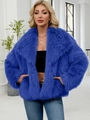 Giacca corta in ecopelliccia blu reale con trama soffice e ampi revers classici - S / Blu Reale