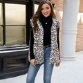 Chaleco de piel sintética de leopardo para mujer largo medio con capucha suave - S / Leopardo Blanco