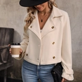 Chaqueta corta de forro polar beige con doble botonadura y botones de carey - S / Albaricoque