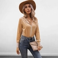 Slim-fit velvet hooded romper in apricot with striped cuffs and zipper closure - S / Khaki