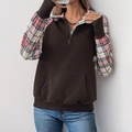 Felpa trapuntata marrone con mezza zip, maniche patchwork a quadri vintage e tasca a marsupio - S / Marrone