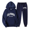 Détail des poignets côtelés et de l'imprimé California sur l'ensemble de sport marine - S / Haut Et Bas / Bleu marine