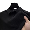 Polo da uomo nera in seta di ghiaccio con trama a nido d'ape e colletto traspirante - S / Nero