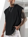 Détail d'un sweat à capuche sans manches noir pour le sport avec des emmanchures larges - M / Noir