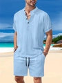 Détail de l'ensemble de plage en coton bleu clair avec chemise Henley et short à cordon - S / Bleu clair