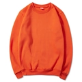 Detailaufnahme von Rippstrickbündchen und Ausschnitt am orangefarbenen Sweatshirt - S / Oberteile / Orange