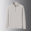 Detalle de sudadera polo gris claro para hombre con media cremallera y textura acanalada - M / Gris