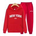 Détail de l'ensemble sweat à capuche rouge avec imprimé blanc New York 199X - S / Rouge (Étiquette Blanche)