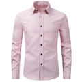 Camicia business classica da uomo a maniche lunghe rosa chiaro con bottoni neri - S / Rosa