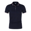 Polo de hombre azul marino con ribetes rojos y blancos en el cuello y las mangas - S / Azul marino