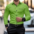 Detail eines limetten-grünen Slim-Fit-Hemdes mit schwarzem Kragen und Manschetten am Model - S / Grün