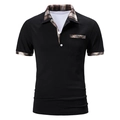 Polo de hombre negro de corte ajustado con elegantes adornos de cuadros en color marrón - S / Negro