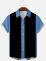 Detalle de camisa tipo bowling de manga corta con diseño color-block y botones frontales - 5XL / Estilo Contraste Azul Negro (CSDX-56)