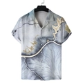 Gros plan du tissu léger avec imprimé abstrait bleu et or sur une chemise d'homme - S / Texture d'encre Abstraite (GL66)
