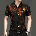 Dettaglio camicia estiva da uomo con stampe di bambù e uccelli dorati su seta nera - S / Tops / Stampa Floreale Oro Cinese Vintage (HD-DS908)