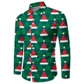 Dettaglio macro camicia da uomo con cappelli di Babbo Natale rossi e motivi geometrici verdi - S / Tops / Stile Stampa Geometrica Cappello di Natale Rosso Bianco (SDCS15)