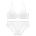 Elegantes weißes Spitzen-Lingerie-Set mit Blumenstickerei und Wimpernborten-Detail - 70A / Weiß