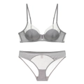 Conjunto de lencería francesa gris con sujetador de malla con aro suave y braguita a juego - 70A / Top Y Pantalón / Gris