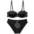 Elegante conjunto de lencería negra con sujetador de encaje y braguita a juego - 70B / Negro