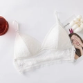 Bralette de encaje blanco francés con copas triangulares y motivos florales - S / Blanco