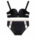 Conjunto de sujetador sin costuras con escote en V y braga de encaje en negro y blanco - 70B / Negro