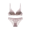 Conjunto de lencería de encaje francés con sujetador de triángulo y braga rosa viejo - 70A / Rosa Loto
