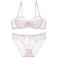 Conjunto de lencería de encaje rosa pálido con sujetador con aros y braguita - Rosa