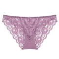 Bragas de encaje lila de estilo francés con diseño floral y detalle de lazo pequeño - S / Morado