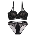 Ensemble lingerie noire sexy avec soutien-gorge push-up à armatures et culotte - Noir et Nude
